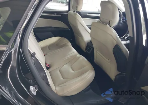 2014 Ford Fusion Energi Titanium from USA, damaged, VIN 3FA6P0SU1ER288436